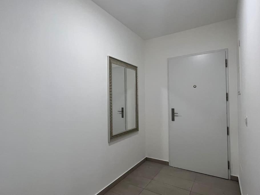 The Dante Prague - Family And Friends Apartments, Free Parking Esterno foto